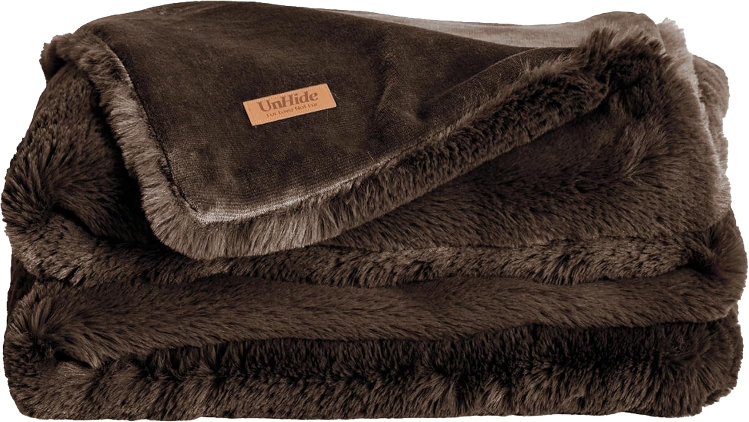 UnHide Marshmallow – Faux Fur Blanket – Heavy Weight, Extra Soft Blanket – Made from Recycled Materials – Machine Washable – Medium (60″ x 80″) – Chocolate Hair
